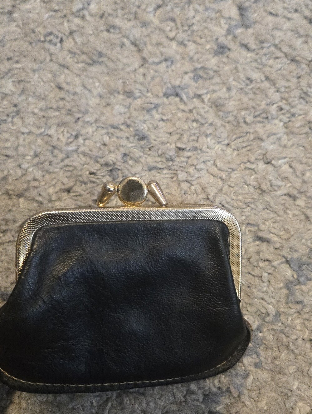 Vintage Genuine Leather Kiss Lock Coin Purse Double Compartment Black Gold Clasp